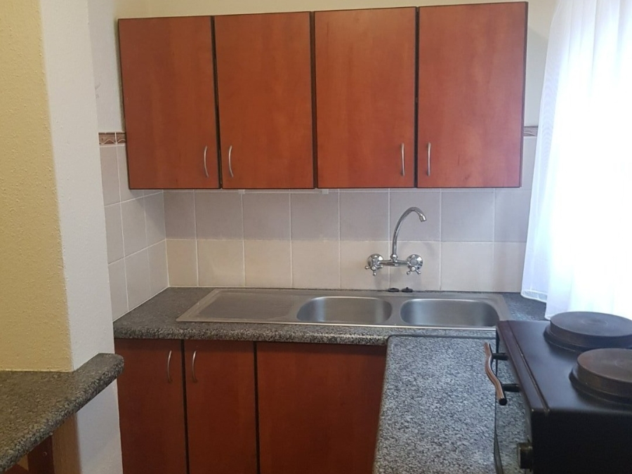 To Let 1 Bedroom Property for Rent in Die Bult North West